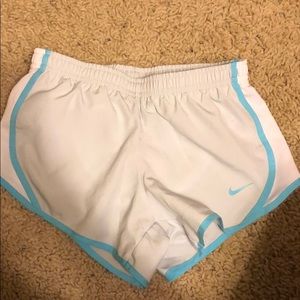 Nike girls short